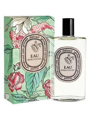 Eau Dominotee bottle